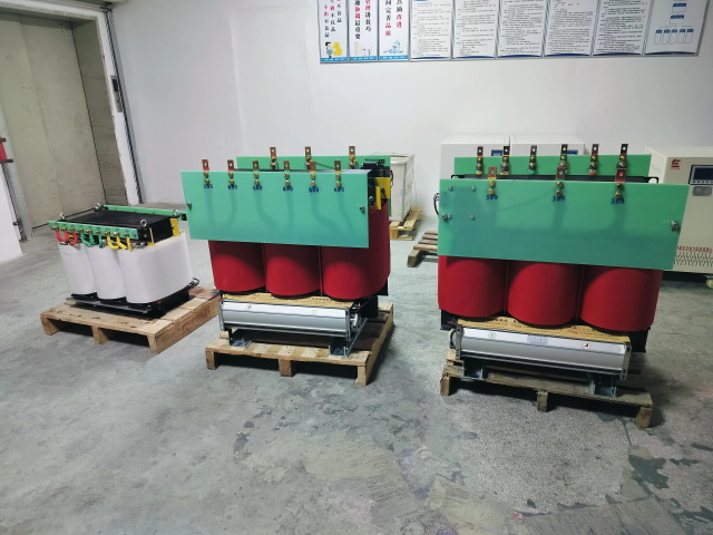 灯塔KS11-1000KVA矿用变压器